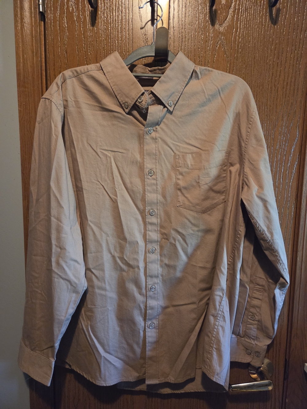 Eddie Bauer Men's Long Sleeve Button-Down Shirt - Tan